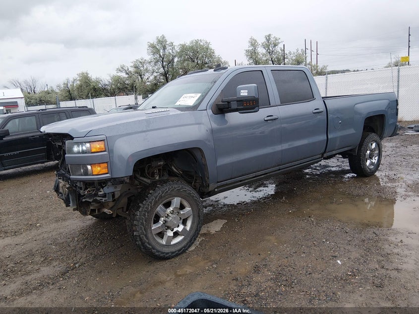 2016 CHEVROLET SILVERADO 2500HD auction photo 2