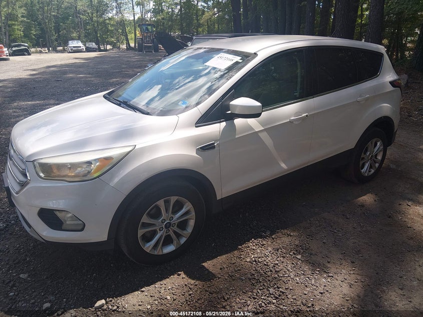 2017 Ford Escape Se 1FMCU0GD6HUB49684 photo 1