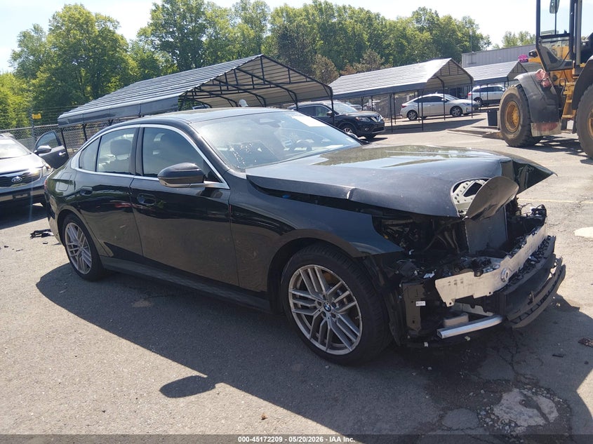 Vin: wba53fj06rcs33758, lot: 45669894, bmw 530i xdrive 2024 img_1