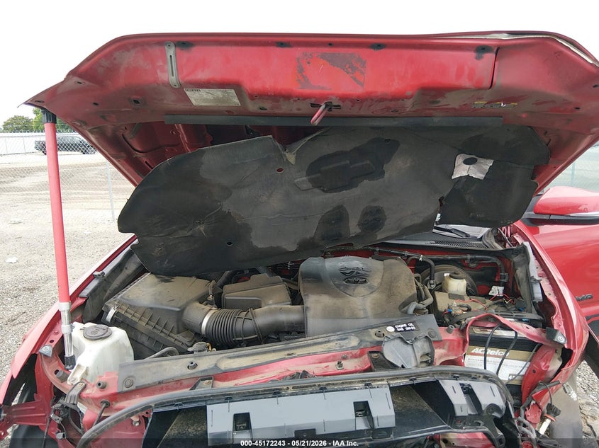 2017 TOYOTA TACOMA — Photo 10