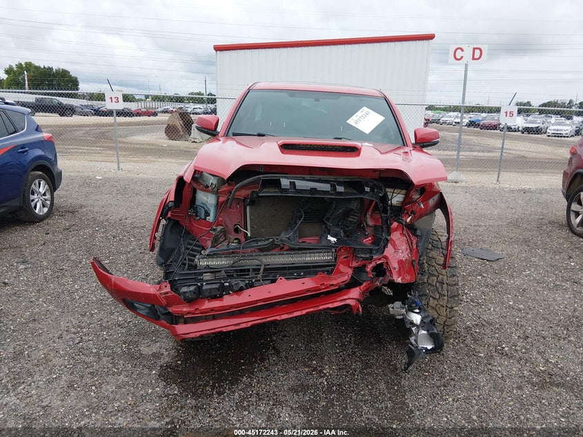 2017 TOYOTA TACOMA — Photo 12