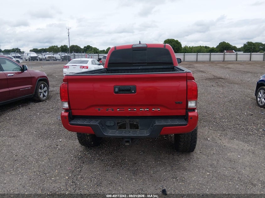 2017 TOYOTA TACOMA — Photo 16