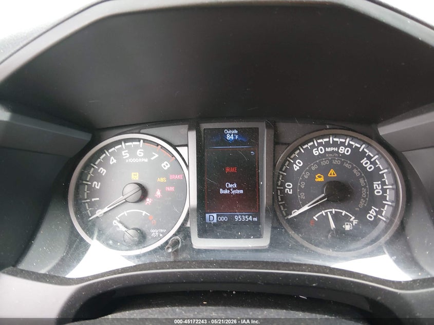 2017 TOYOTA TACOMA — Photo 7