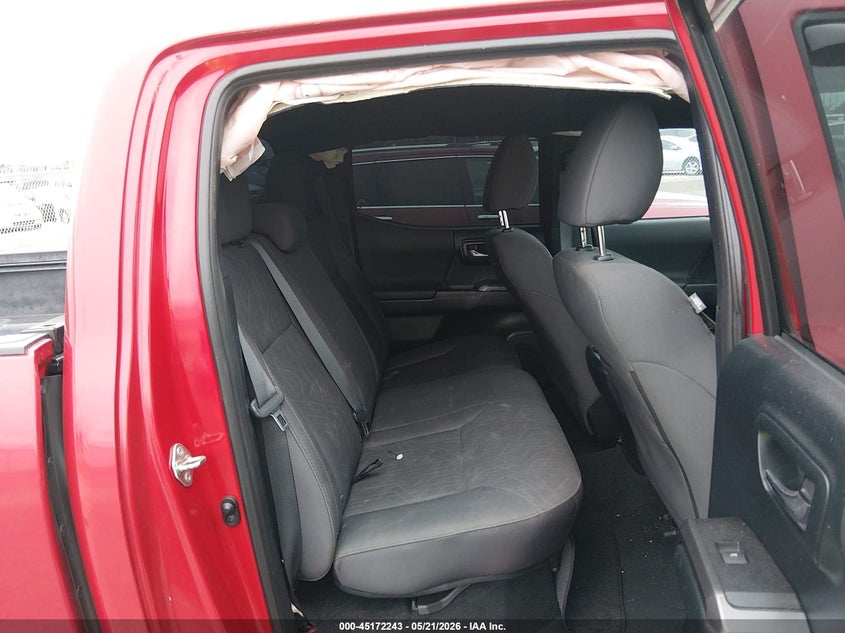 2017 TOYOTA TACOMA — Photo 8