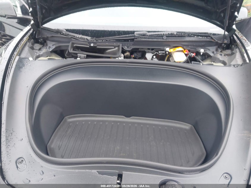 TESLA MODEL 3 - zdjęcie 10
