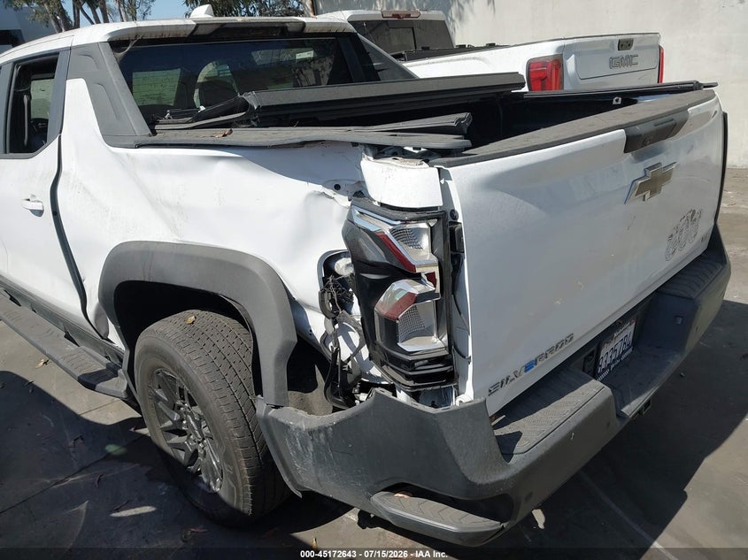 2024 CHEVROLET SILVERADO EV WORK TRUCK — Photo 3