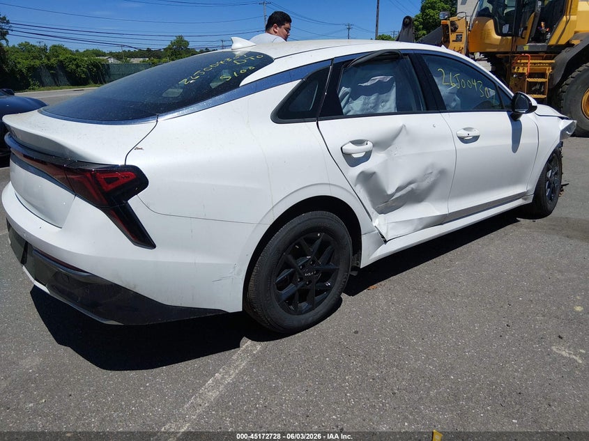 Vin: knag24j73t5445431, lot: 45670414, kia k5 lxs fwd 20264