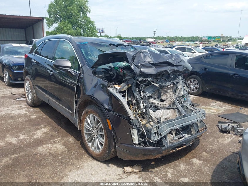 CADILLAC XT5 - zdjęcie 1