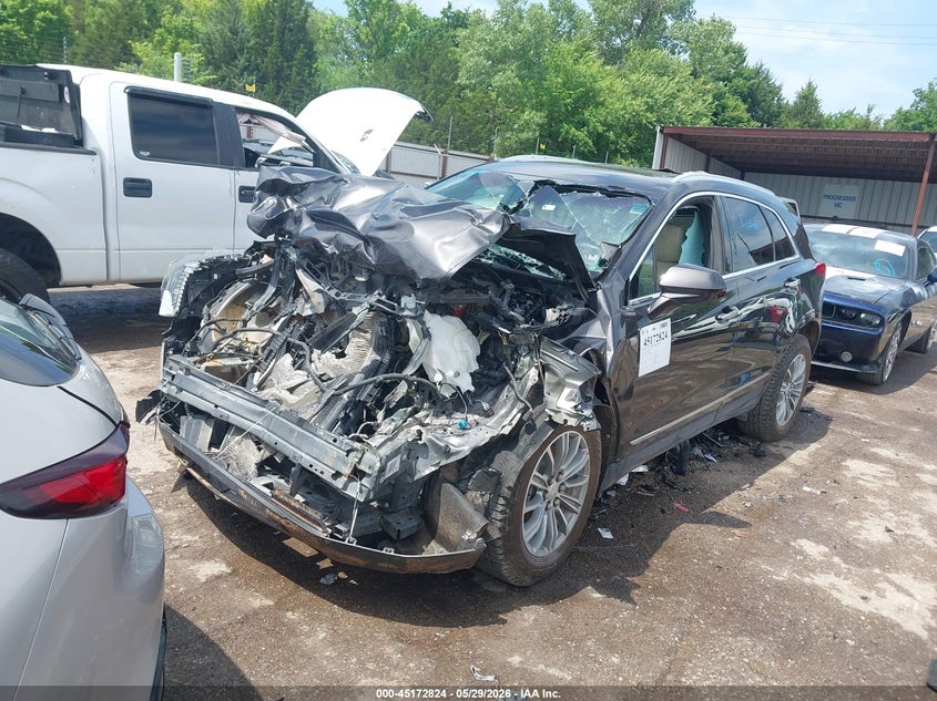 CADILLAC XT5 - zdjęcie 2