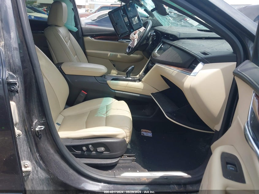 CADILLAC XT5 - zdjęcie 5