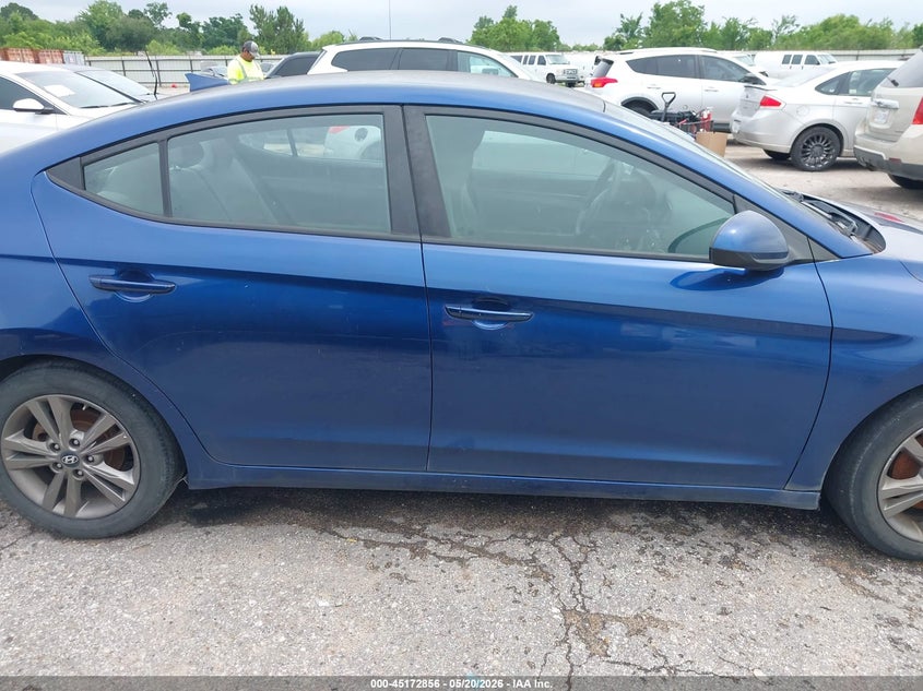 VIN 5NPD84LF7JH290453 2018 HYUNDAI ELANTRA SEL