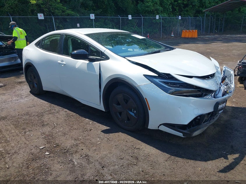 2026 TOYOTA PRIUS PLUG-IN HYBRID auction photo 1
