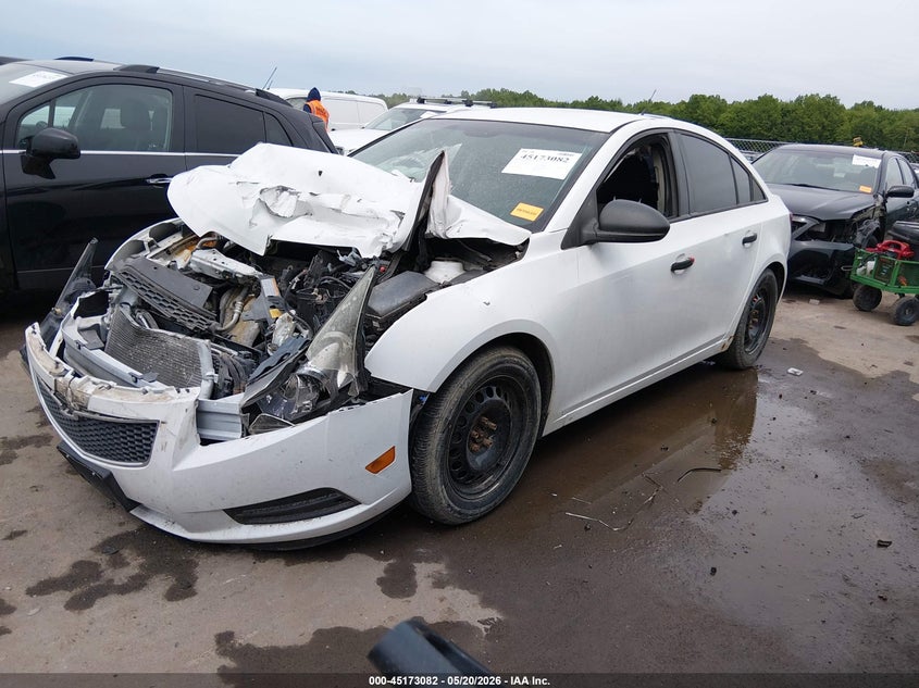 2013 Chevrolet Cruze Ls Auto 1G1PA5SG2D7323796 photo 1
