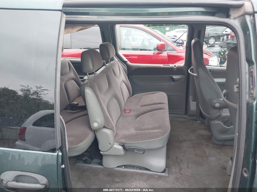 1998 Plymouth Grand Voyager Se VIN: 2P4GP4437WR704888 Lot: 45173171