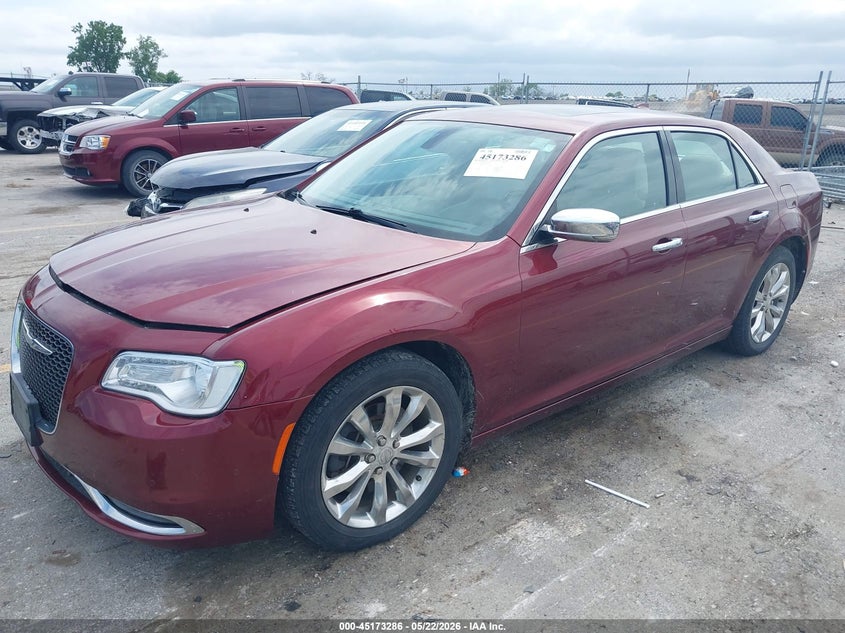 2015 CHRYSLER 300C AWD · Фото 2