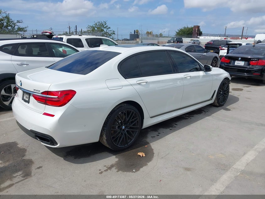 Vin: wba7f0c5xkgm26015, lot: 45671073, bmw 750i 20194
