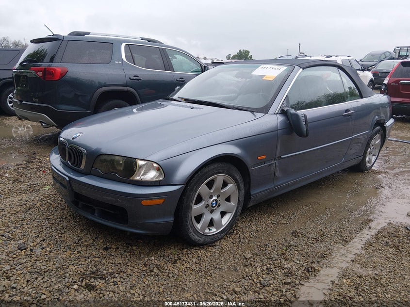 2001 BMW 325CI auction photo 2