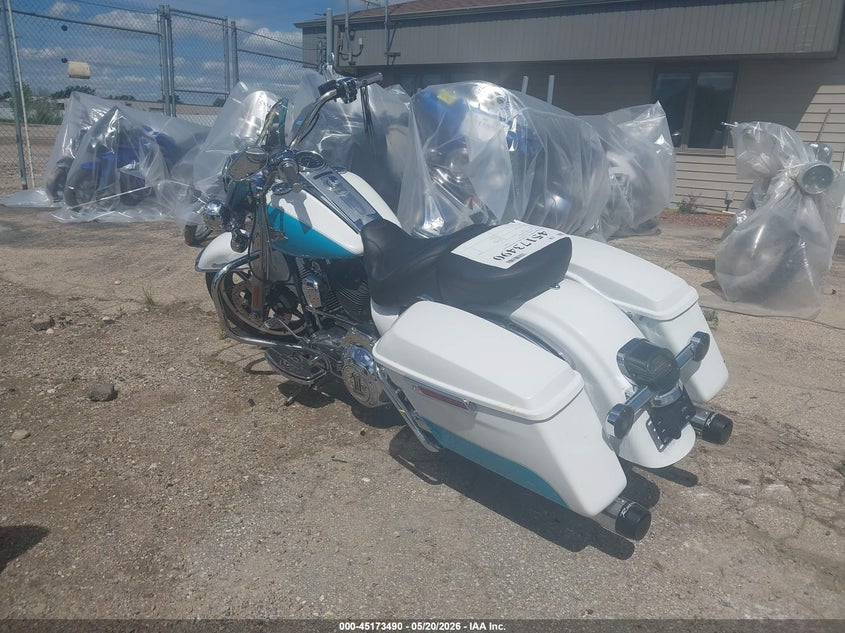 HARLEY-DAVIDSON FLHR 2016