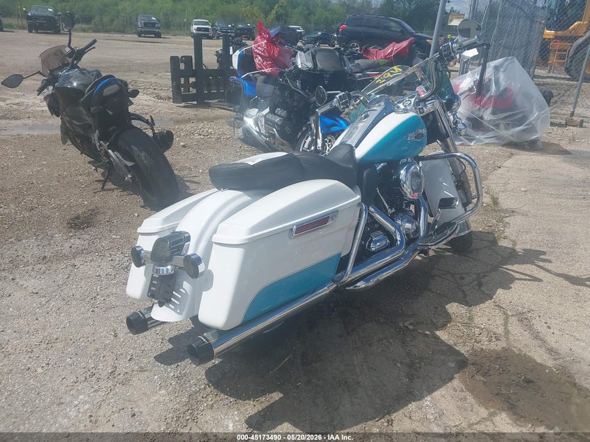 HARLEY-DAVIDSON FLHR 2016