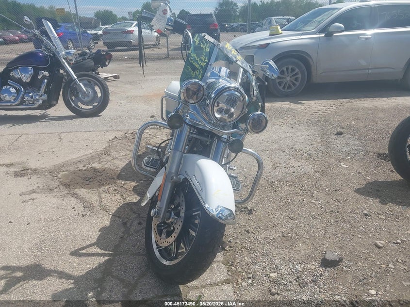HARLEY-DAVIDSON FLHR 2016