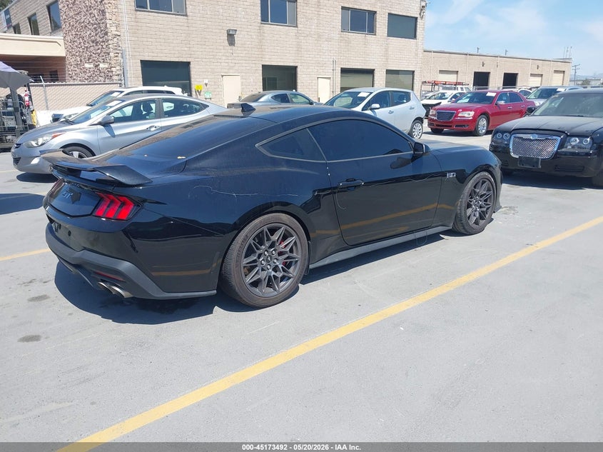 FORD MUSTANG - zdjęcie 4
