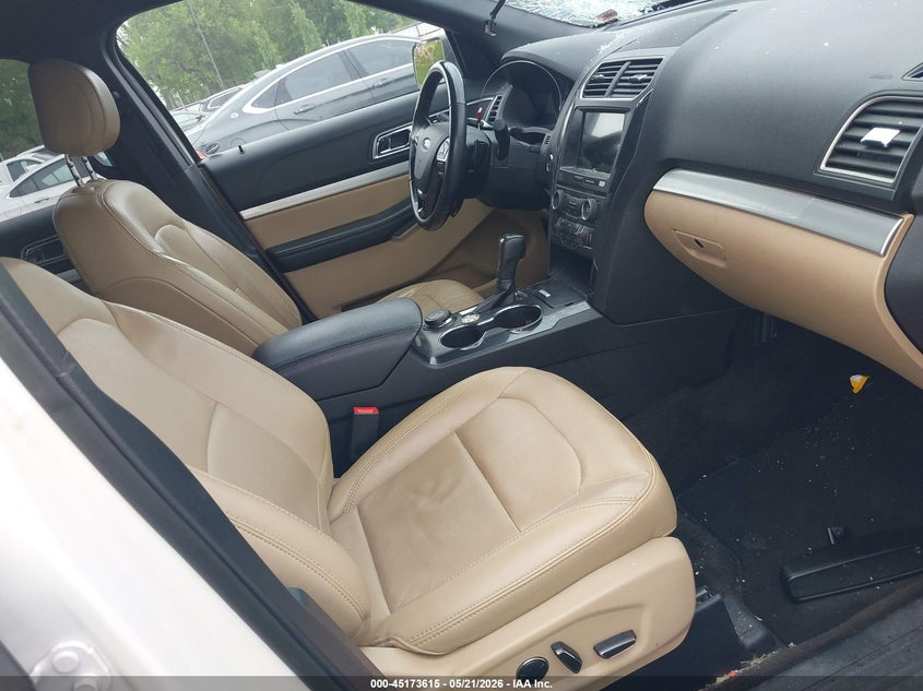 2017 FORD EXPLORER auction photo 5