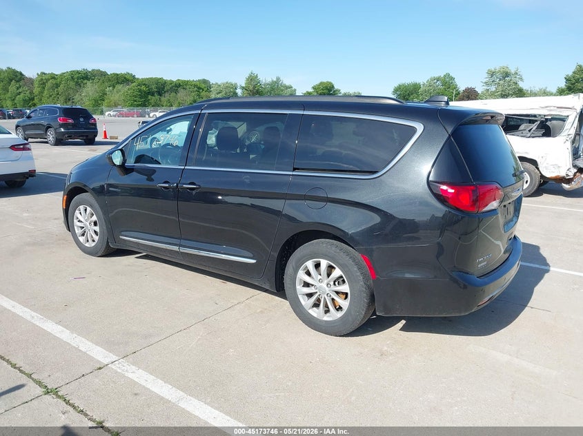 Vin: 2c4rc1bg3hr660520, lot: 45671432, chrysler pacifica touring-l 20173
