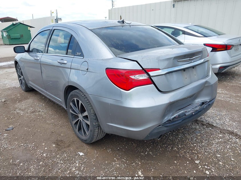 Vin: 1c3ccbbg8dn720282, lot: 45671466, chrysler 200 touring 20133