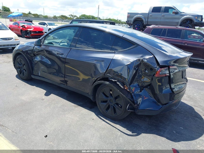 Vin: 7saygded2sf263289, lot: 45671576, tesla model y long range dual motor rear-wheel drive 20253