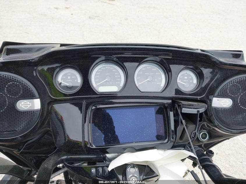 HARLEY-DAVIDSON FLHTK 2023