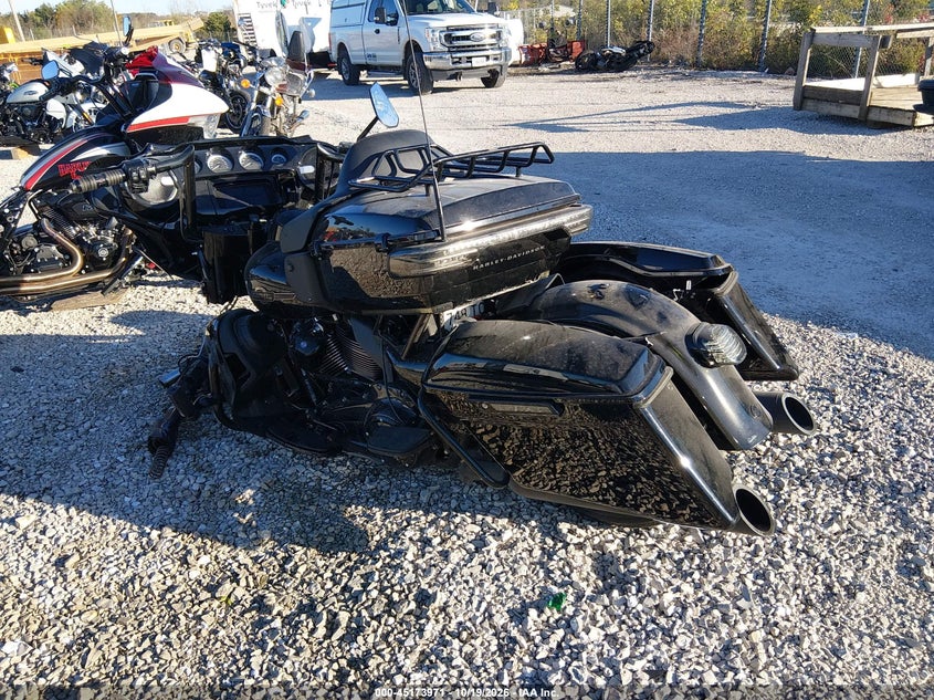 HARLEY-DAVIDSON FLHTK 2023