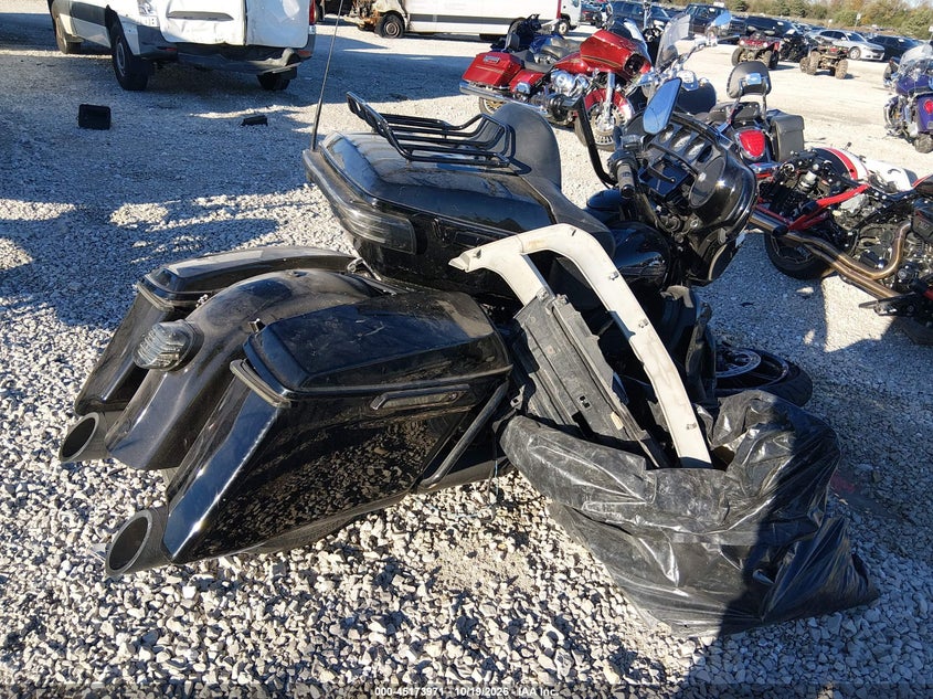 HARLEY-DAVIDSON FLHTK 2023
