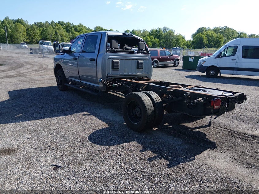 2022 Ram 3500 Ram Chassis Tradesman/Slt/Laramie/Limited grey Lot 111045173977 Vin 3C7WRTCL7NG243091