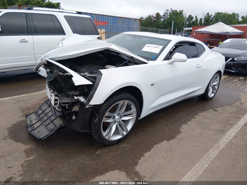 2018 CHEVROLET CAMARO auction photo 2