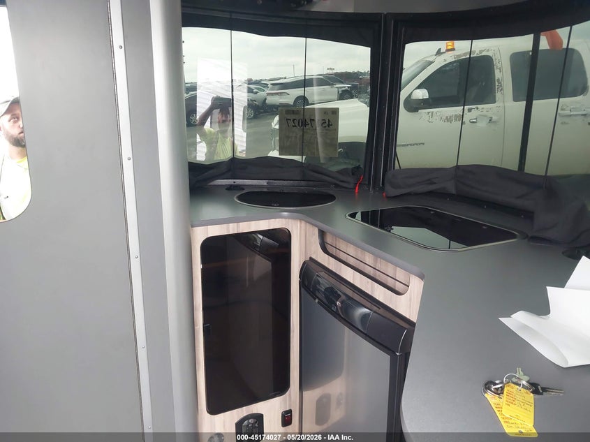 2019 AIRSTREAM BASECAMP auction photo 5