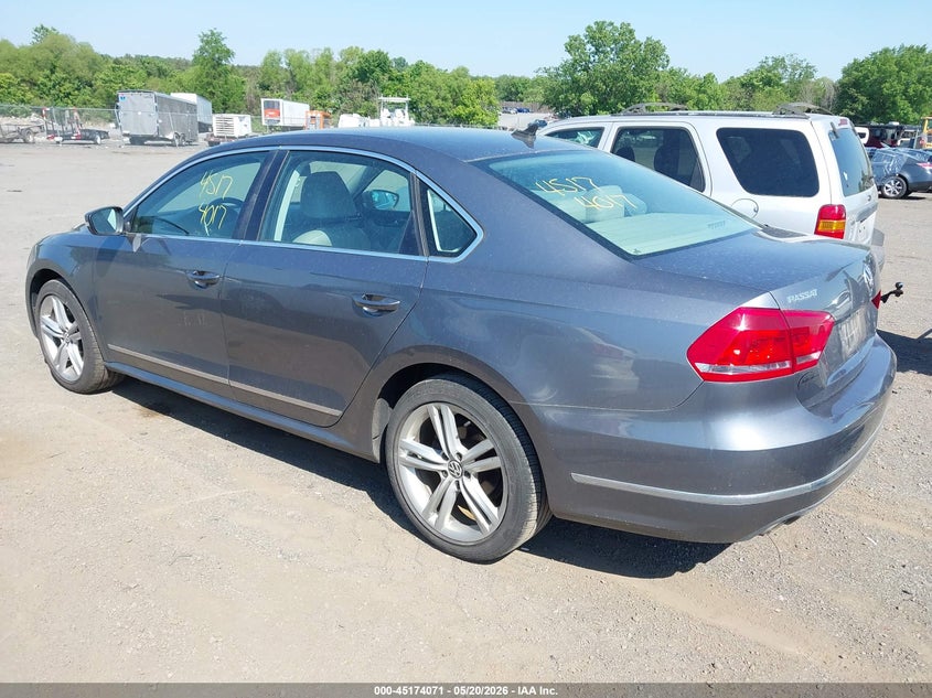 2012 Volkswagen Passat 2.0 2.0L Tdi Sel Premium grey Lot 111045174071 Vin 1VWCN7A37CC099299