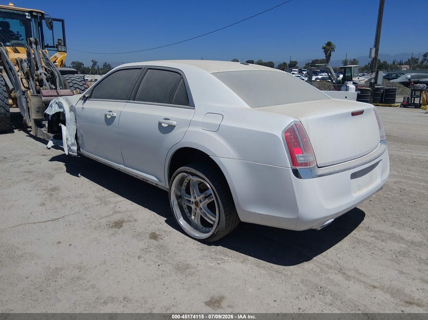 Vin: 2c3ccaag7dh553000, lot: 45671801, chrysler 300 motown 20133
