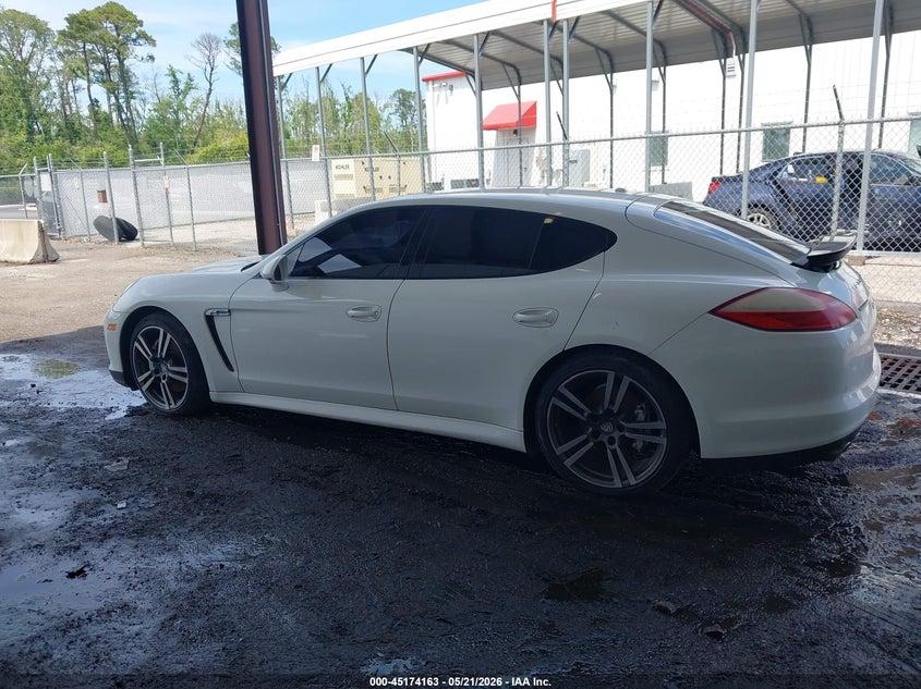 2012 Porsche Panamera 4.8 4S white Lot 111045174163 Vin WP0AB2A79CL060867