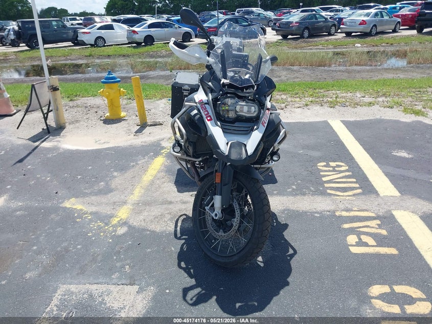 2017 BMW R 1200 ENDURO_BIKE 2