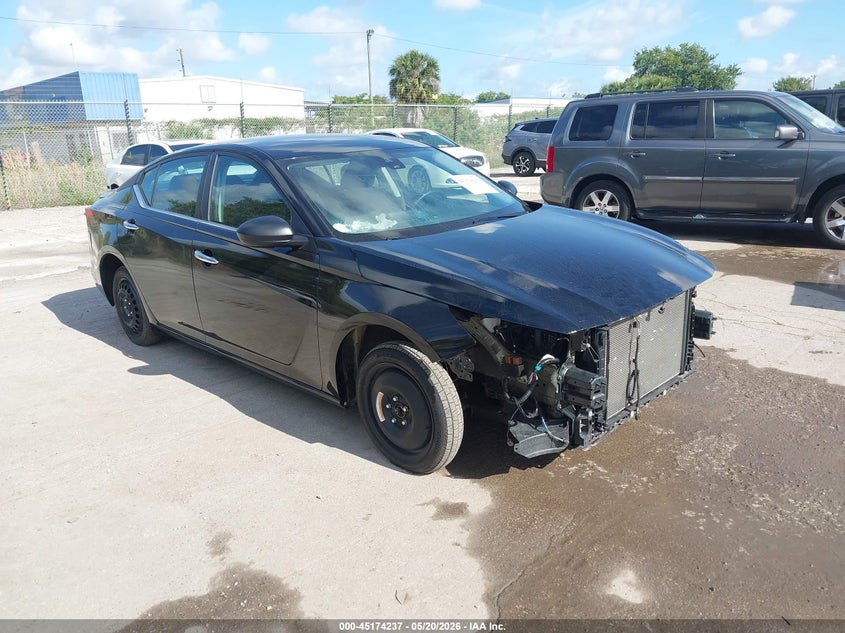 2025 Nissan Altima Sv Fwd