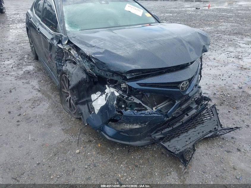 2021 TOYOTA CAMRY auction photo 6