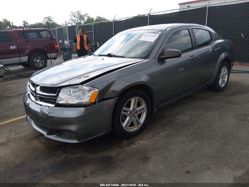 Vin: 1c3cdzab4dn730996, lot: 45672092, dodge avenger se 20132