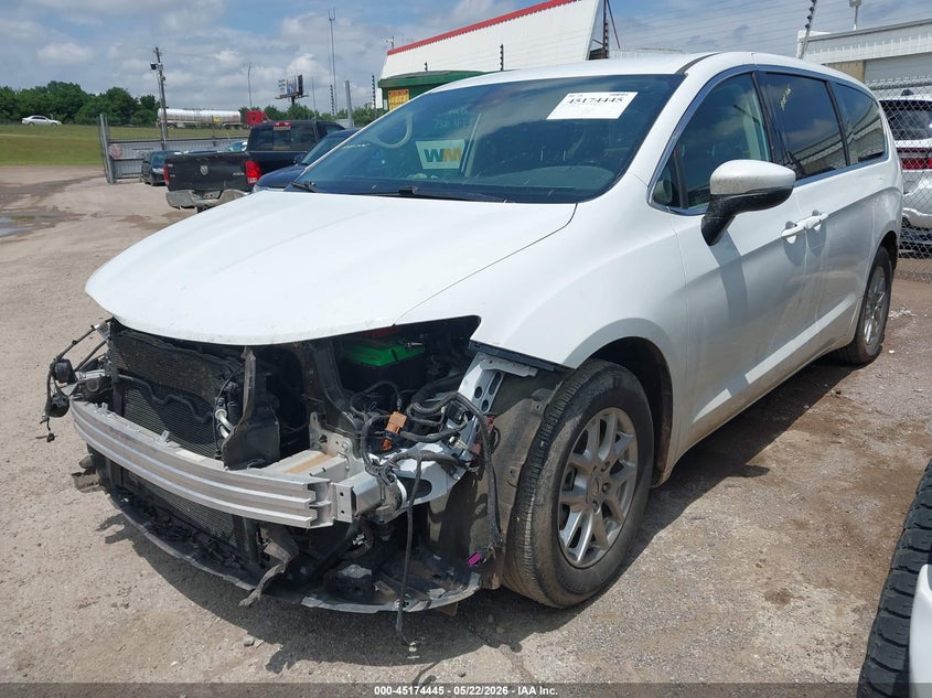 Vin: 2c4rc1bg9pr530515, lot: 45672130, chrysler pacifica touring l 20232