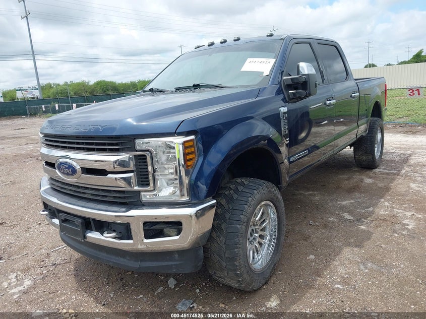 2018 Ford F-250 Xlt 1FT7W2BT8JEC90668 photo 1