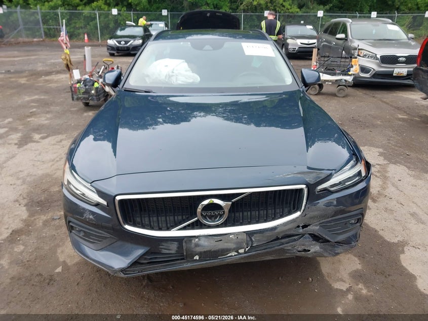 2020 Volvo V60 T5 Momentum VIN: YV1102EK6L2349709 Lot: 45174596