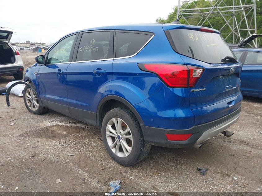 VIN 1FMCU9GD3KUC14860 2019 FORD ESCAPE SE
