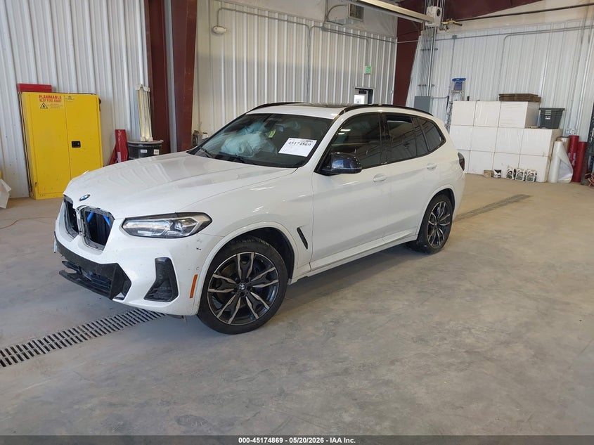 2022 BMW X3 auction photo 2