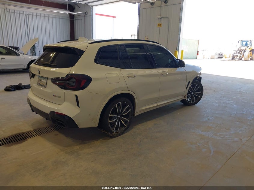 2022 BMW X3 auction photo 4