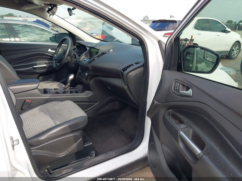 2019 FORD ESCAPE auction photo 5