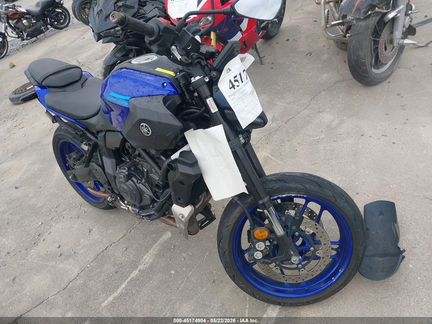 2025 YAMAHA MTN690 auction photo 1